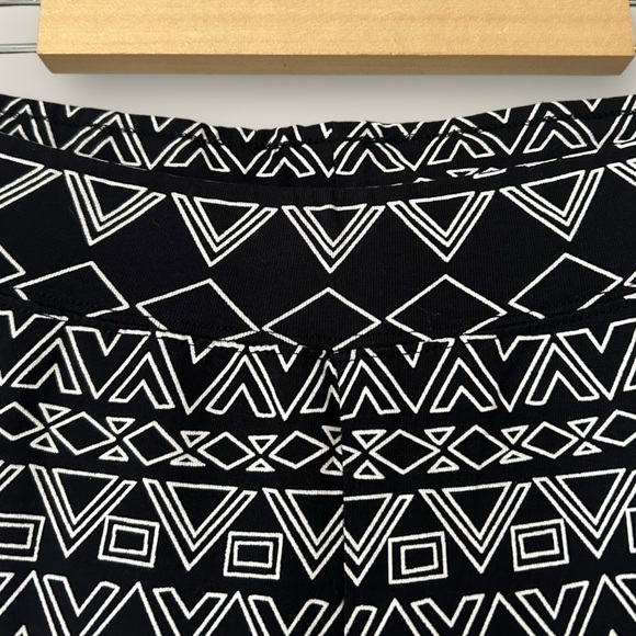 Firefly Aztec Patterned Leggings - Picture 4 of 7
